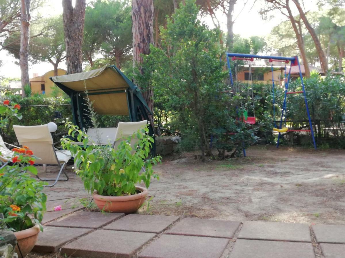 Oleandri Calaverde Sardegna Iun P1641 Пула Екстериор снимка